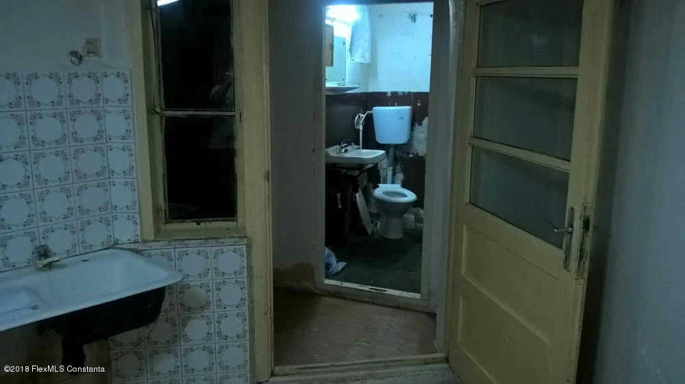 226409438_7_1000x700_casa-constanta-zona