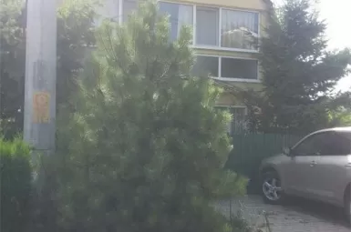 8d9d1f2e180302f54c5b0f01d6235223