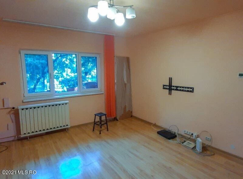 123