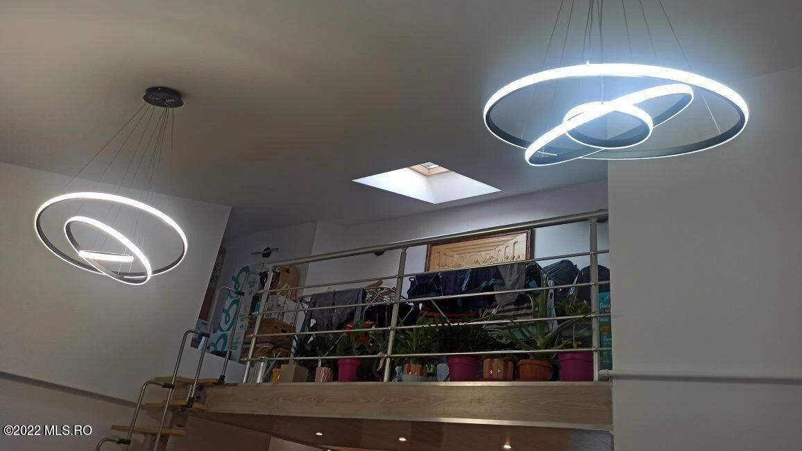 1440187274