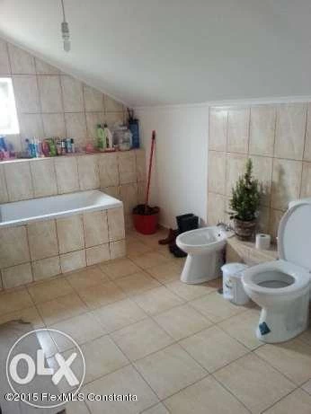 53432743_5_644x461_casa-de-vanzare-cu-te