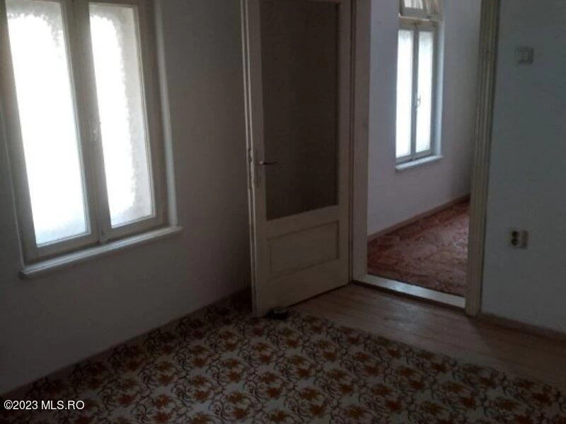 198043669_800x600w67dd54b083bf93ae85fe7f