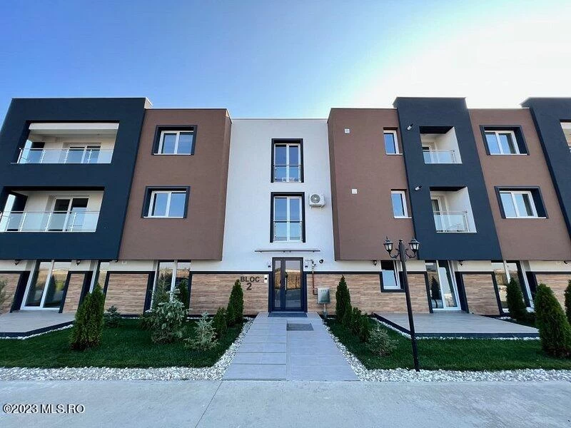 201526131_800x600wba8899b9dd1bbf464c8634