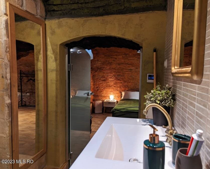 Screenshot 2023-10-11 150014