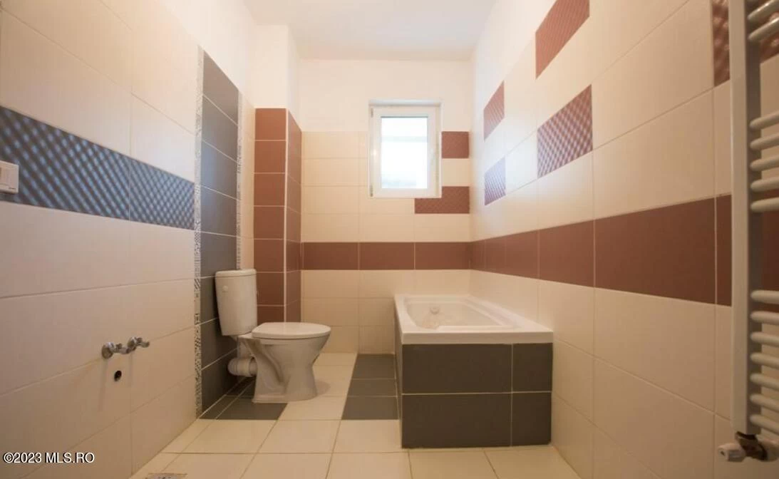 Drumul DEALU BRADULUI, Bucuresti, Bucuresti Ilfov, 0, 2 Dormitor Dormitoare, 2 BaieBăi,Apartament,Anunturi Verificate,DEALU BRADULUI,0,F1-215239
