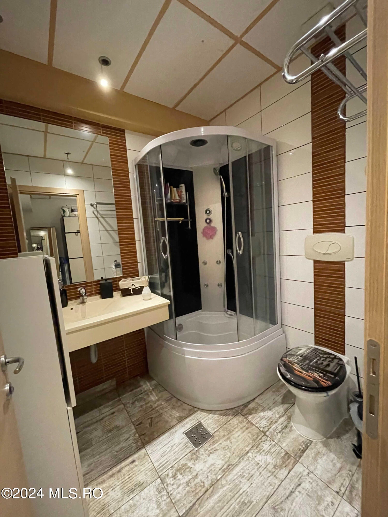 Soseaua VITAN BARZESTI, Bucuresti, Bucuresti Ilfov, 1 Dormitor Dormitoare, 1 BaieBăi,Apartament,Anunturi Verificate,VITAN BARZESTI,0,F1-222544