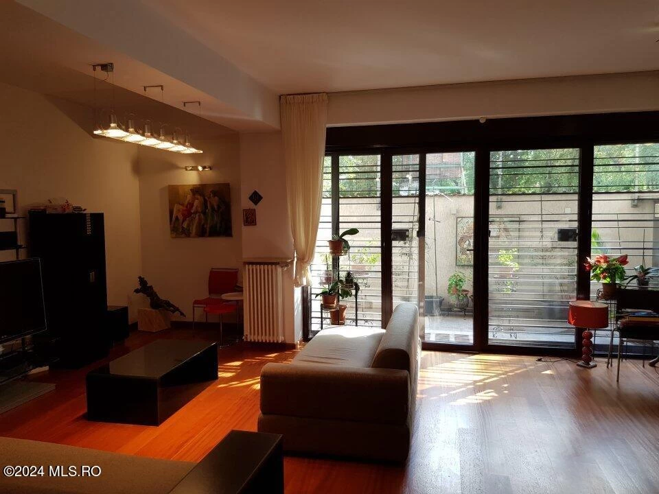 Aleea GIUSEPPE VERDI, Bucuresti, Bucuresti Ilfov, 3 Dormitoare Dormitoare, 3 BăiBăi,Apartament,Anunturi Verificate,GIUSEPPE VERDI,0,F1-224352