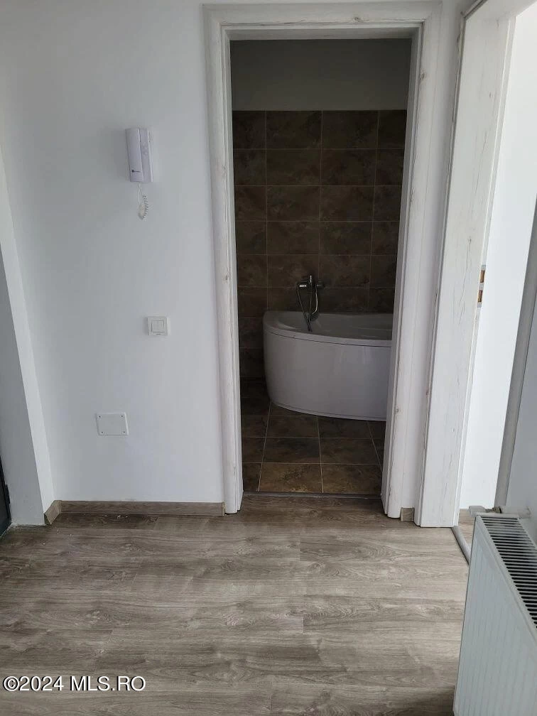 Soseaua ALEXANDRIEI, Bragadiru, Bucuresti Ilfov, 1 Dormitor Dormitoare, 1 BaieBăi,Apartament,Anunturi Verificate,ALEXANDRIEI,0,F1-224734
