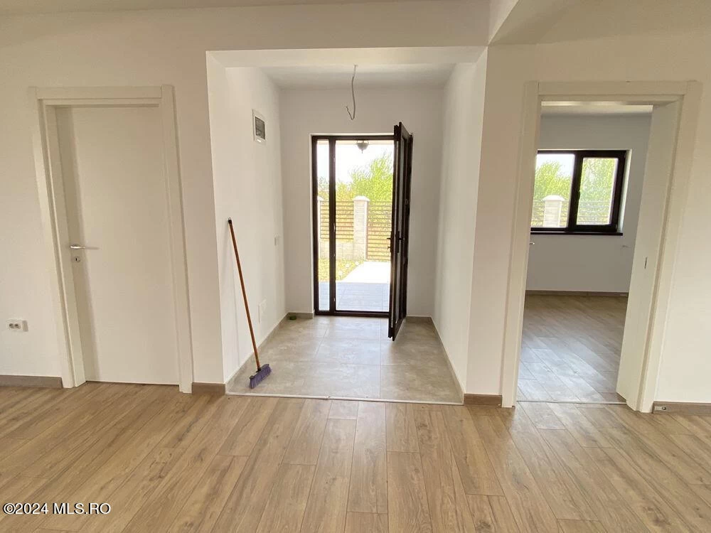 Strada MARGARITARULUI, Corbeanca, Bucuresti Ilfov, 3 Dormitor Dormitoare, 3 BaieBăi,Casa/Vila,Anunturi Verificate,MARGARITARULUI,0,F1-220868