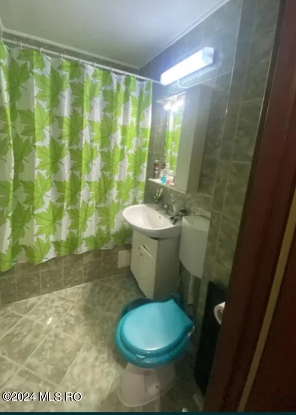 Bulevardul 1 DECEMBRIE 1918, Bucuresti, Bucuresti Ilfov, 2 Dormitor Dormitoare, 1 BaieBăi,Apartament,Anunturi Verificate,1 DECEMBRIE 1918,0,F1-225648
