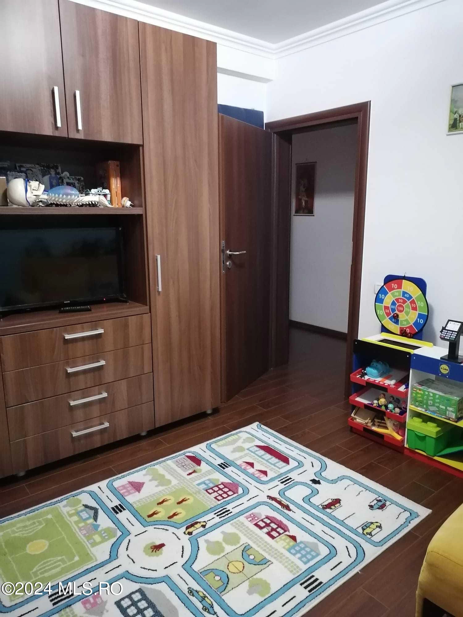 Drumul FERMEI, Popesti Leordeni, Bucuresti Ilfov, 2 Dormitor Dormitoare, 1 BaieBăi,Apartament,Anunturi Verificate,FERMEI,0,F1-226111