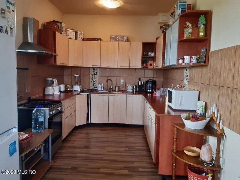 Strada NUFERILOR, Vidra, Bucuresti Ilfov, 0000, 5 Dormitoare Dormitoare, 4 BăiBăi,Casa/Vila,Anunturi Verificate,NUFERILOR,0,F1-209349
