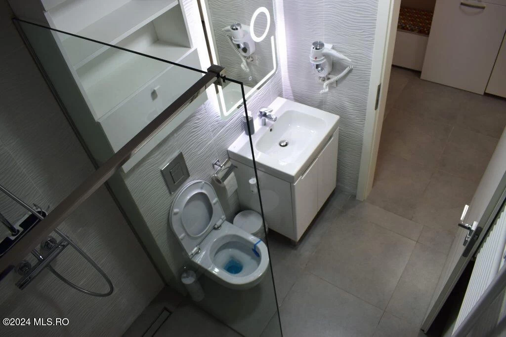 Bulevardul MAMAIA, Constanta, Constanta, 000000, 1 Dormitor Dormitoare, 2 BaieBăi,Apartament,Anunturi Verificate,MAMAIA,0,F5-50032
