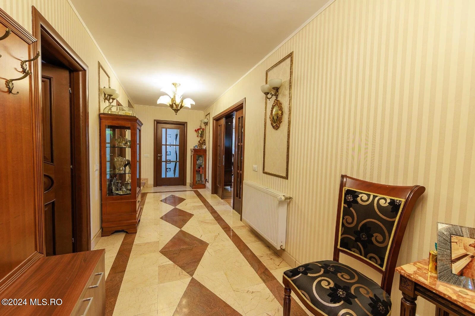 Strada FLORILOR, Snagov, Bucuresti Ilfov, 0000, 6 Dormitor Dormitoare, 2 BaieBăi,Casa/Vila,Anunturi Verificate,FLORILOR,0,F1-229570