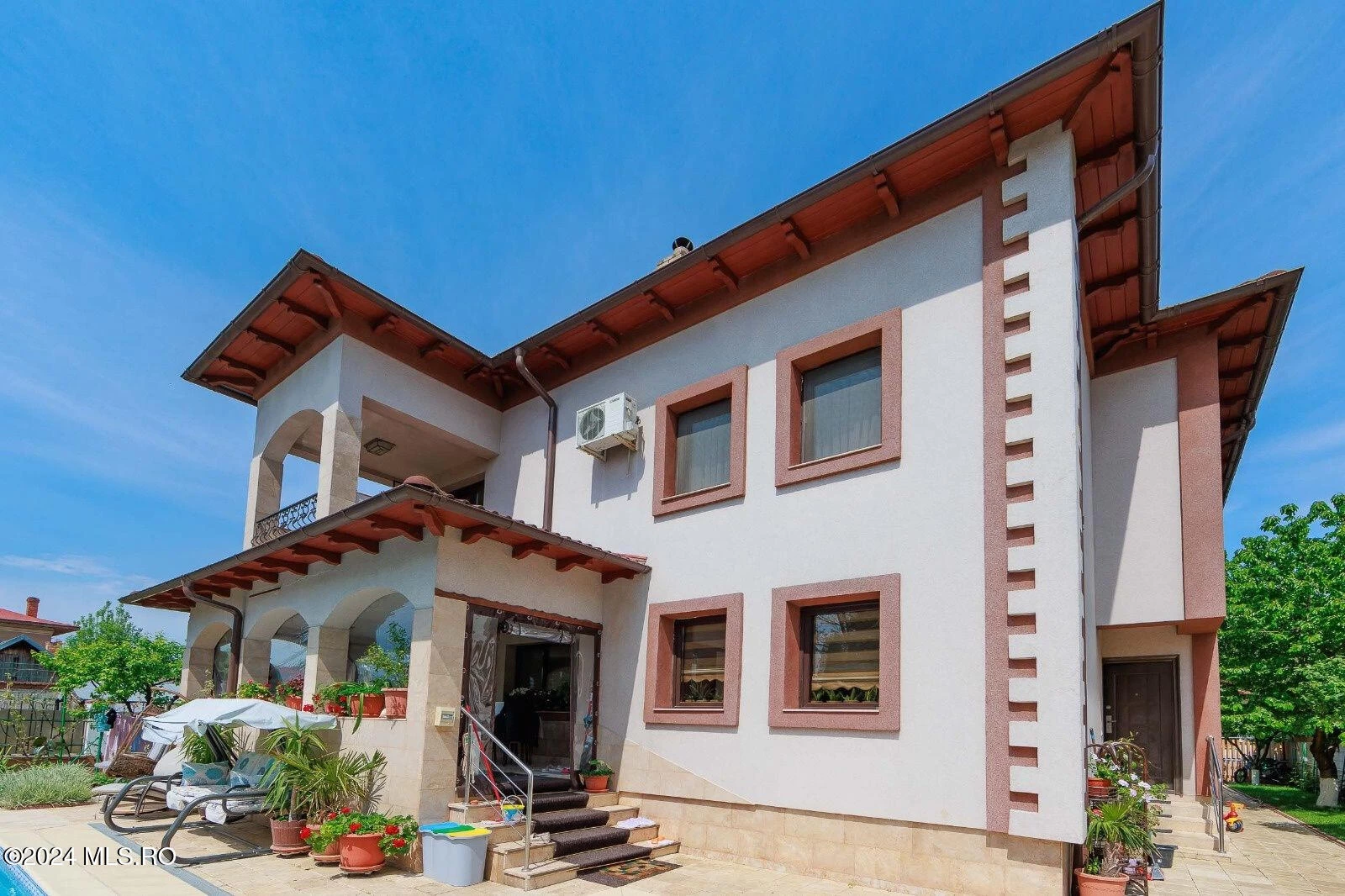 Strada FLORILOR, Snagov, Bucuresti Ilfov, 0000, 6 Dormitor Dormitoare, 2 BaieBăi,Casa/Vila,Anunturi Verificate,FLORILOR,0,F1-229570