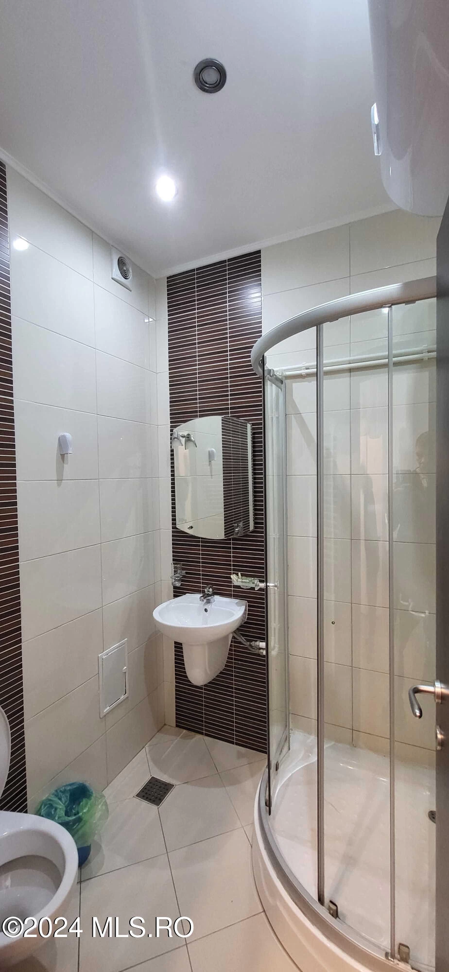 Bulevardul TUDOR VLADIMIRESCU, Eforie Nord, Constanta, 1 Dormitor Dormitoare, 1 BaieBăi,Apartament,Anunturi Verificate,TUDOR VLADIMIRESCU,0,F5-50455