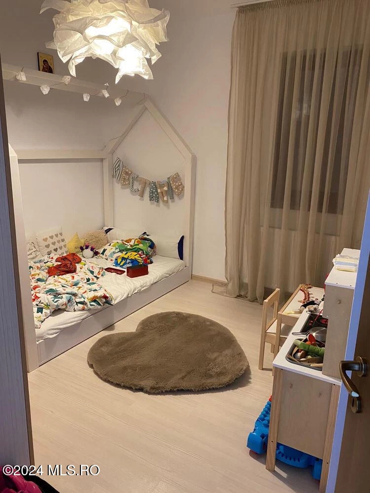 Intrarea SISESTI, Bucuresti, Bucuresti Ilfov, 3 Dormitor Dormitoare, 2 BaieBăi,Apartament,Anunturi Verificate,SISESTI,0,F1-231415
