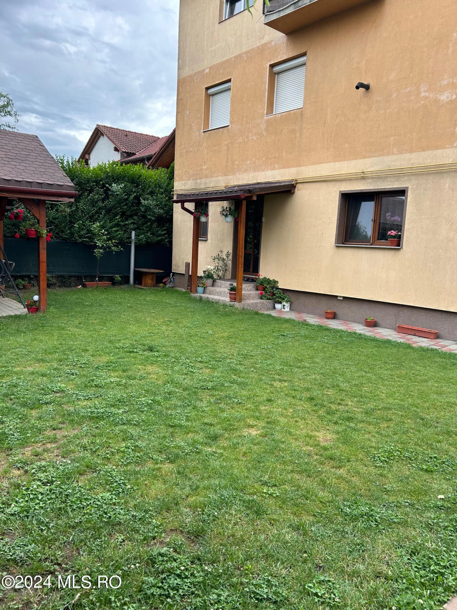 Strada MUNCITORILOR, Giroc, Timis, 1 Dormitor Dormitoare, 1 BaieBăi,Apartament,Anunturi Verificate,MUNCITORILOR,0,F3-39444