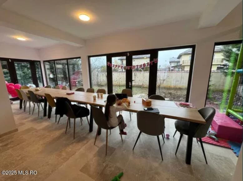 Strada HIPODROMULUI, Corbeanca, Bucuresti Ilfov, 4 Dormitor Dormitoare, 4 BaieBăi,Casa/Vila,Anunturi Verificate,HIPODROMULUI,0,F1-232168