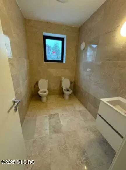 Strada HIPODROMULUI, Corbeanca, Bucuresti Ilfov, 4 Dormitor Dormitoare, 4 BaieBăi,Casa/Vila,Anunturi Verificate,HIPODROMULUI,0,F1-232168