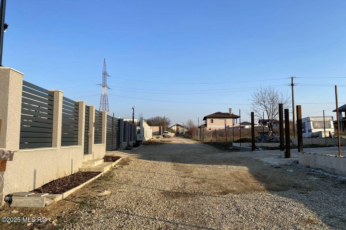 Str. Valea Merilor (3)