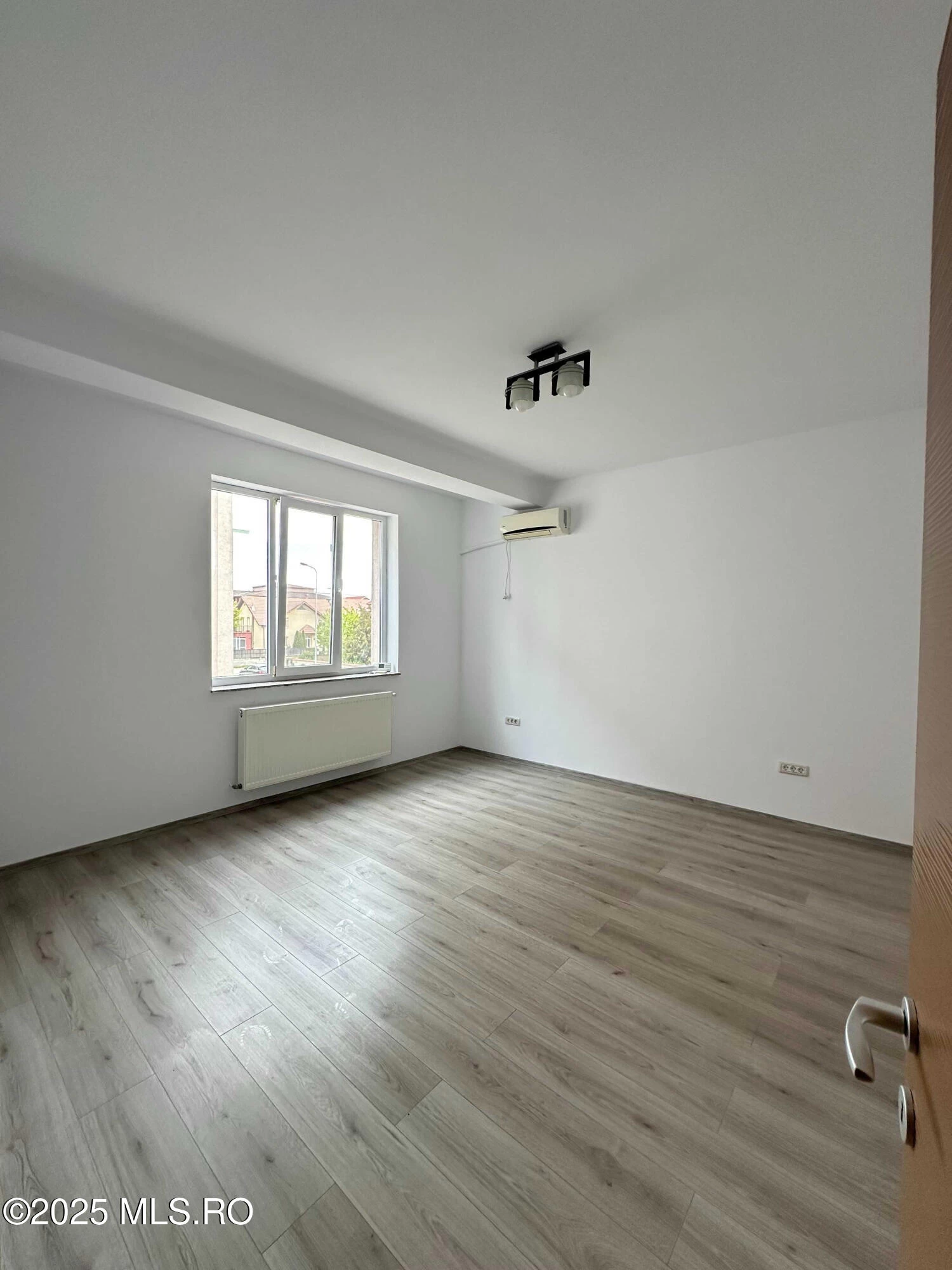 Strada CONSTANTIN BOBESCU, Constanta, Constanta, 1 Dormitor Dormitoare, 1 BaieBăi,Apartament,Anunturi Verificate,CONSTANTIN BOBESCU,0,F5-51394