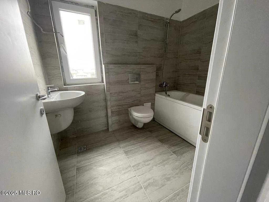 Strada ORIENTULUI, Tunari, Bucuresti Ilfov, 6 Dormitoare Dormitoare, 4 BăiBăi,Casa/Vila,Anunturi Verificate,ORIENTULUI,0,F1-233497