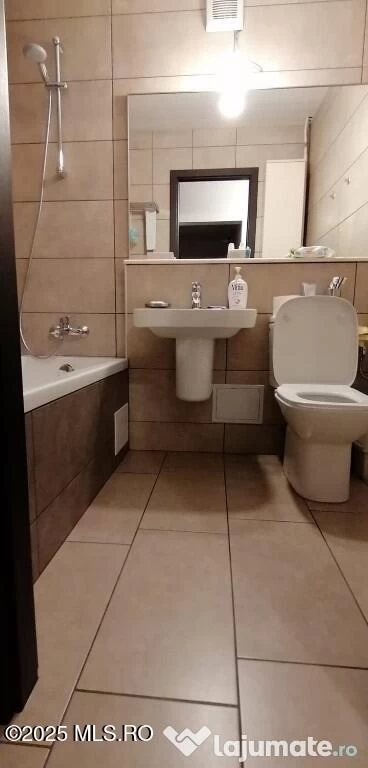 Strada APUSULUI, Bucuresti, Bucuresti Ilfov, 3 Dormitor Dormitoare, 2 BaieBăi,Apartament,Anunturi Verificate,APUSULUI,0,F1-233505