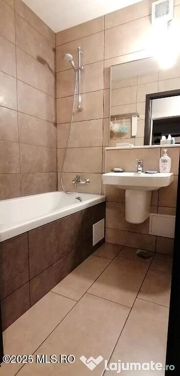 Strada APUSULUI, Bucuresti, Bucuresti Ilfov, 3 Dormitor Dormitoare, 2 BaieBăi,Apartament,Anunturi Verificate,APUSULUI,0,F1-233505