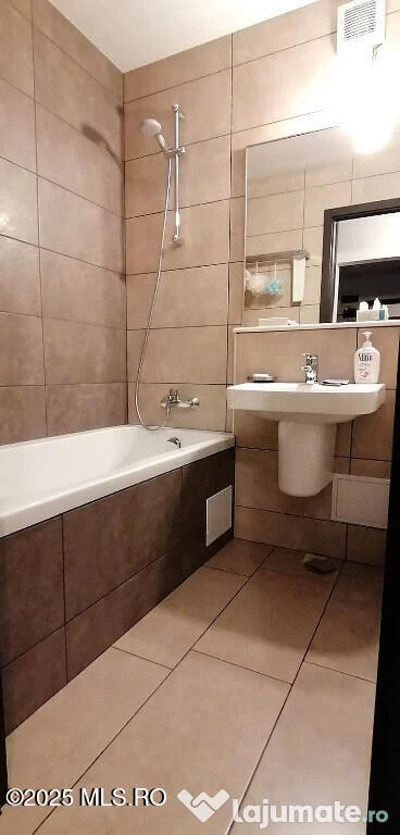 Strada APUSULUI, Bucuresti, Bucuresti Ilfov, 3 Dormitor Dormitoare, 2 BaieBăi,Apartament,Anunturi Verificate,APUSULUI,0,F1-233505