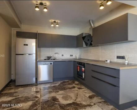 Strada PREDA MARIN, Otopeni, Bucuresti Ilfov, 5 Dormitoare Dormitoare, 3 BăiBăi,Casa/Vila,Anunturi Verificate,PREDA MARIN,0,F1-233766