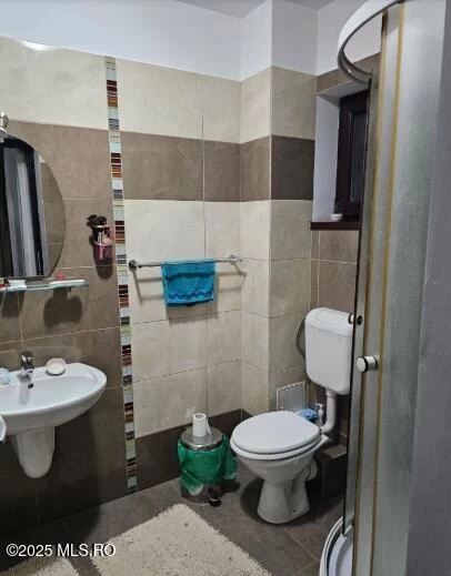 Strada EROILOR, Bragadiru, Bucuresti Ilfov, 2 Dormitor Dormitoare, 2 BaieBăi,Apartament,Anunturi Verificate,EROILOR,0,F1-233775