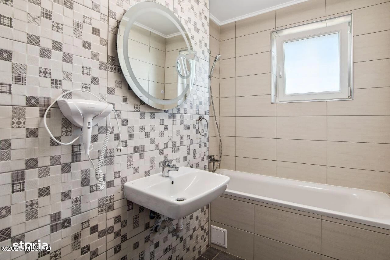 Strada MILANO, Constanta, Constanta, 3 Dormitor Dormitoare, 2 BaieBăi,Apartament,Anunturi Verificate,MILANO,0,F5-51720