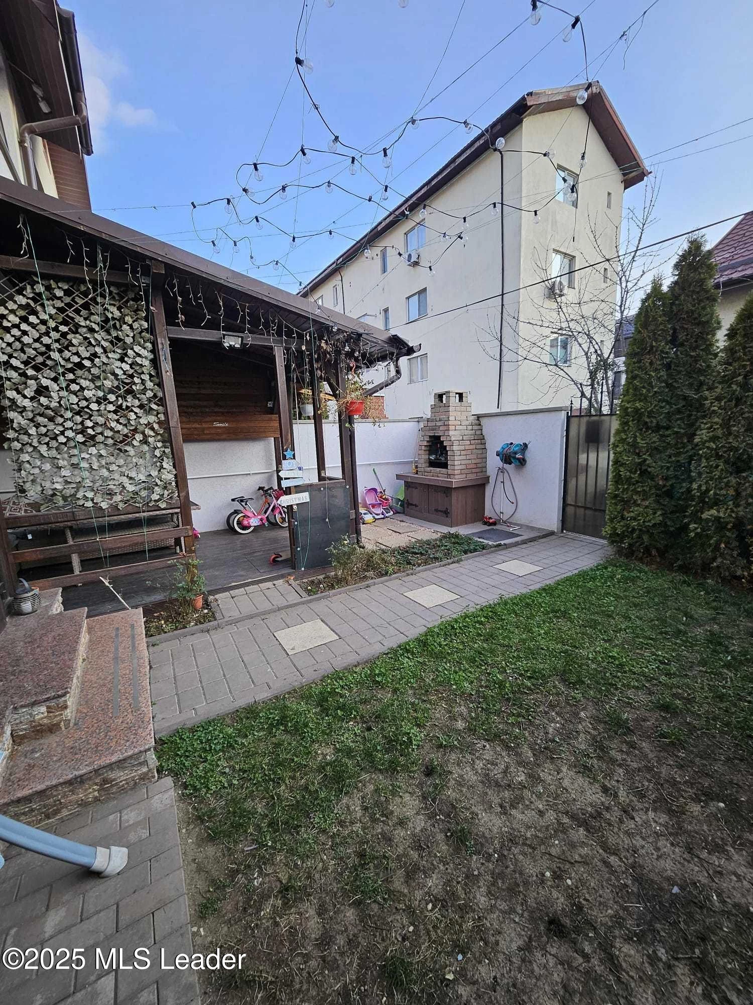 Strada AMURGULUI, Popesti Leordeni, Bucuresti Ilfov, 2 Dormitoare Dormitoare, 1 BaieBăi,Casa/Vila,Anunturi Verificate,AMURGULUI,0,F1-235097
