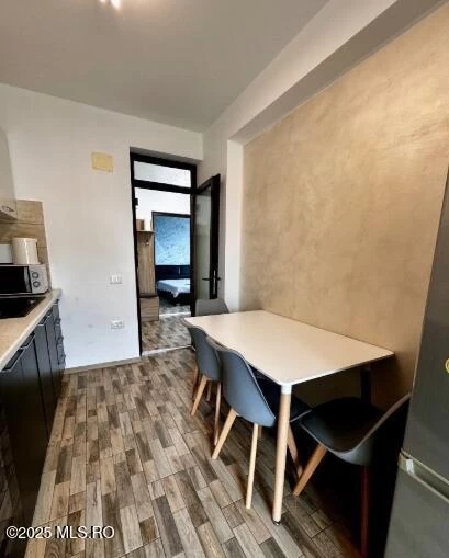 Prelungirea D17, Navodari, Constanta, 1 Dormitor Dormitoare, 1 BaieBăi,Apartament,Anunturi Verificate,D17,0,F5-52010