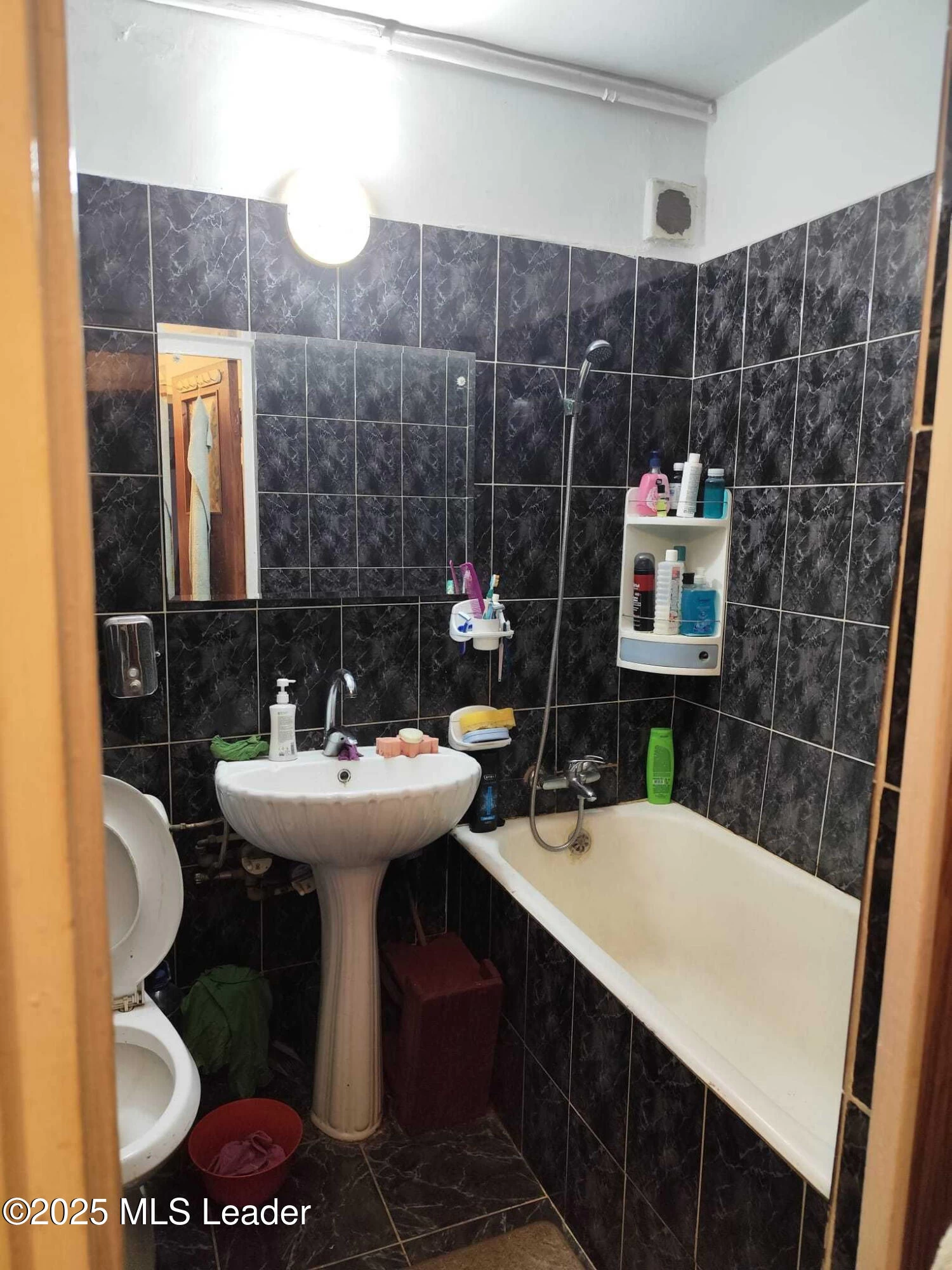 Strada FETESTI, Bucuresti, Bucuresti Ilfov, 2 Dormitor Dormitoare, 1 BaieBăi,Apartament,Anunturi Verificate,FETESTI,0,F1-236650