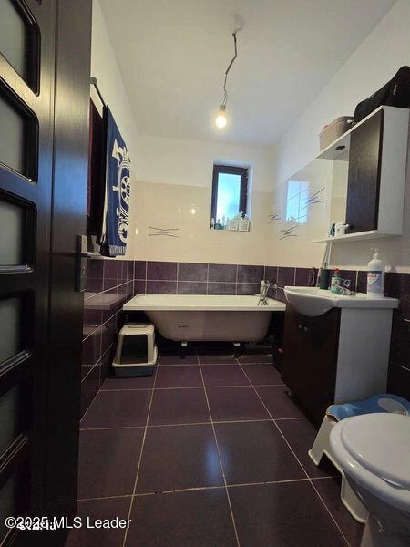 Aleea VOINTEI, Bragadiru, Bucuresti Ilfov, 3 Dormitor Dormitoare, 1 BaieBăi,Apartament,Anunturi Verificate,VOINTEI,0,F1-236911