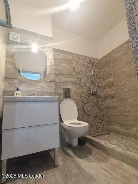 Drumul GURA CALITEI, Bucuresti, Bucuresti Ilfov, 0 , 1 BaieBăi,Apartament,Anunturi Verificate,GURA CALITEI,0,F1-237861