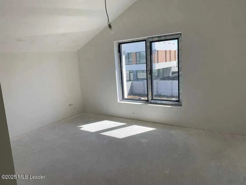 Strada CASTANULUI, Voluntari, Bucuresti Ilfov, 4 Dormitor Dormitoare, 3 BaieBăi,Casa/Vila,Anunturi Verificate,CASTANULUI,0,F1-240135
