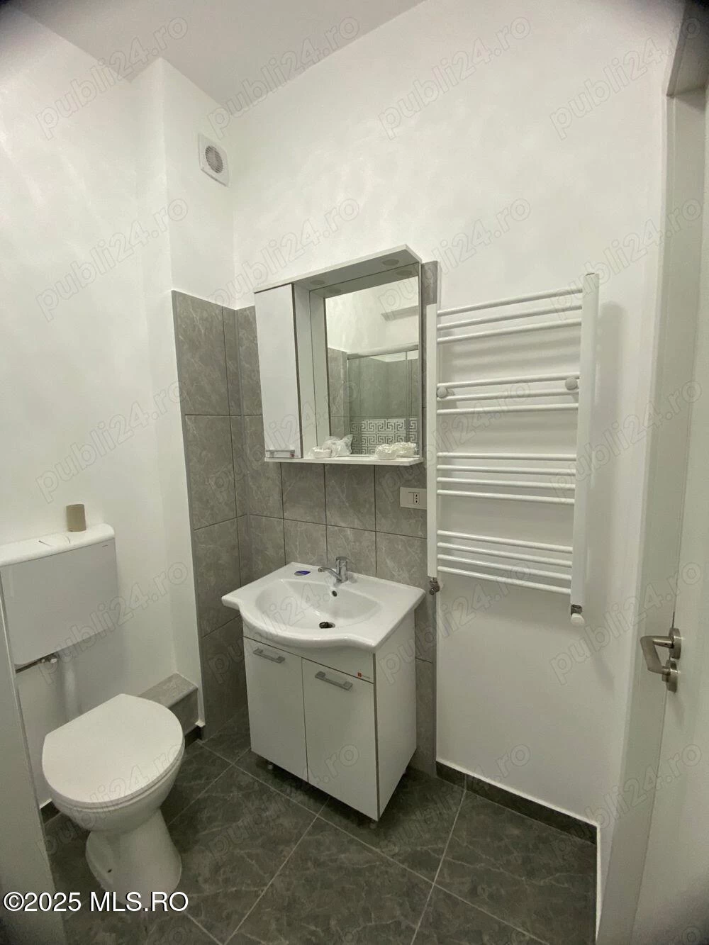 Strada M19, Navodari, Constanta, 0 , 1 BaieBăi,Apartament,Anunturi Verificate,M19,0,F5-51743