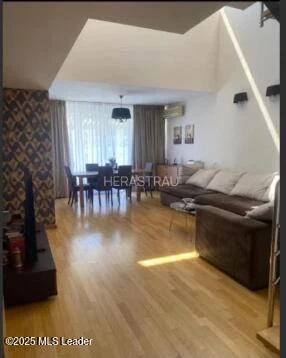 Soseaua NORDULUI, Bucuresti, Bucuresti Ilfov, 4 Dormitoare Dormitoare, 4 BăiBăi,Apartament,Anunturi Verificate,NORDULUI,0,F1-241556