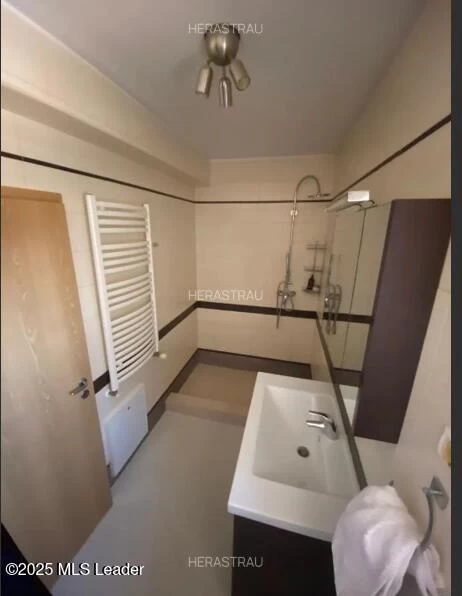 Soseaua NORDULUI, Bucuresti, Bucuresti Ilfov, 4 Dormitoare Dormitoare, 4 BăiBăi,Apartament,Anunturi Verificate,NORDULUI,0,F1-241556