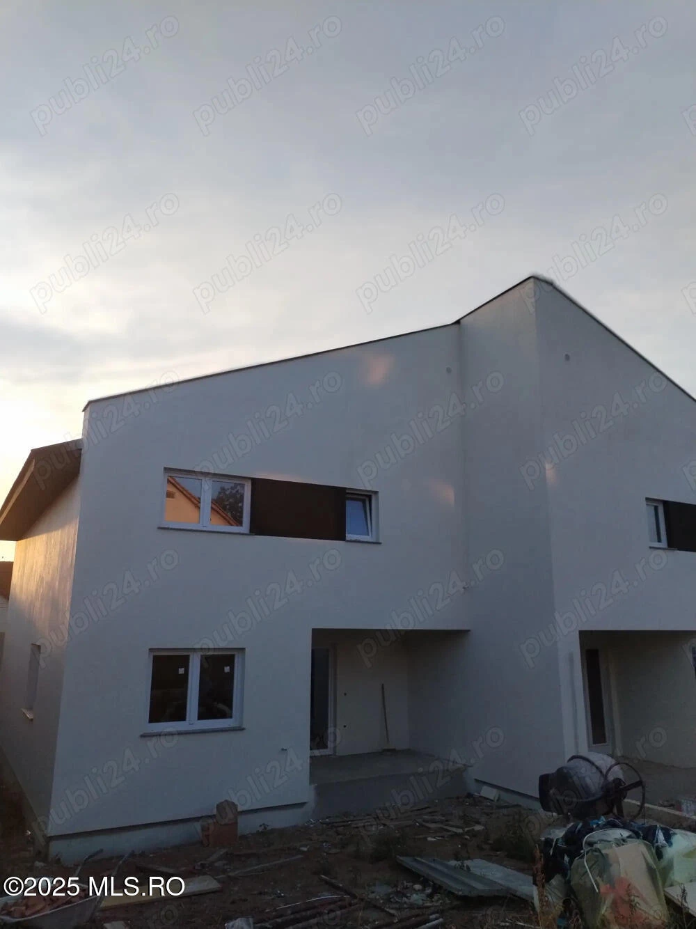 Strada IZVORULUI, Giarmata, Timis, 6 Dormitor Dormitoare, 4 BaieBăi,Casa/Vila,Anunturi Verificate,IZVORULUI,0,F3-42913