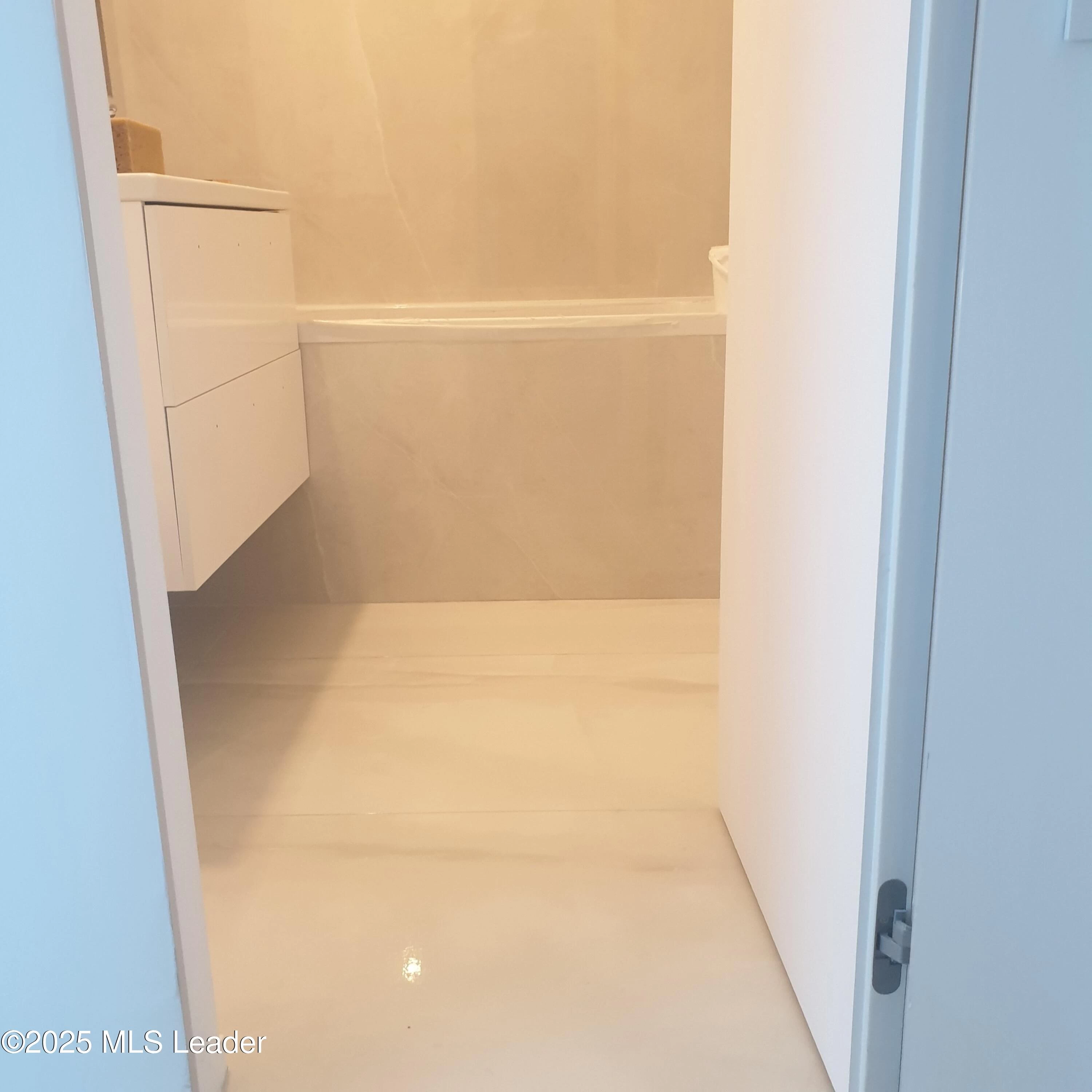 Prelungirea GHENCEA, Bucuresti, Bucuresti Ilfov, 2 Dormitor Dormitoare, 1 BaieBăi,Apartament,Anunturi Verificate,GHENCEA,0,F1-243098