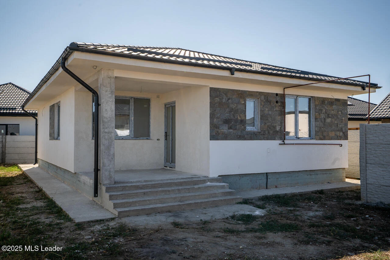 Strada BEGA 5, Pantelimon, Bucuresti Ilfov, 077145, 3 Dormitoare Dormitoare, 2 BăiBăi,Casa/Vila,Reprezentari Comision 0%,BEGA,0,01-6644