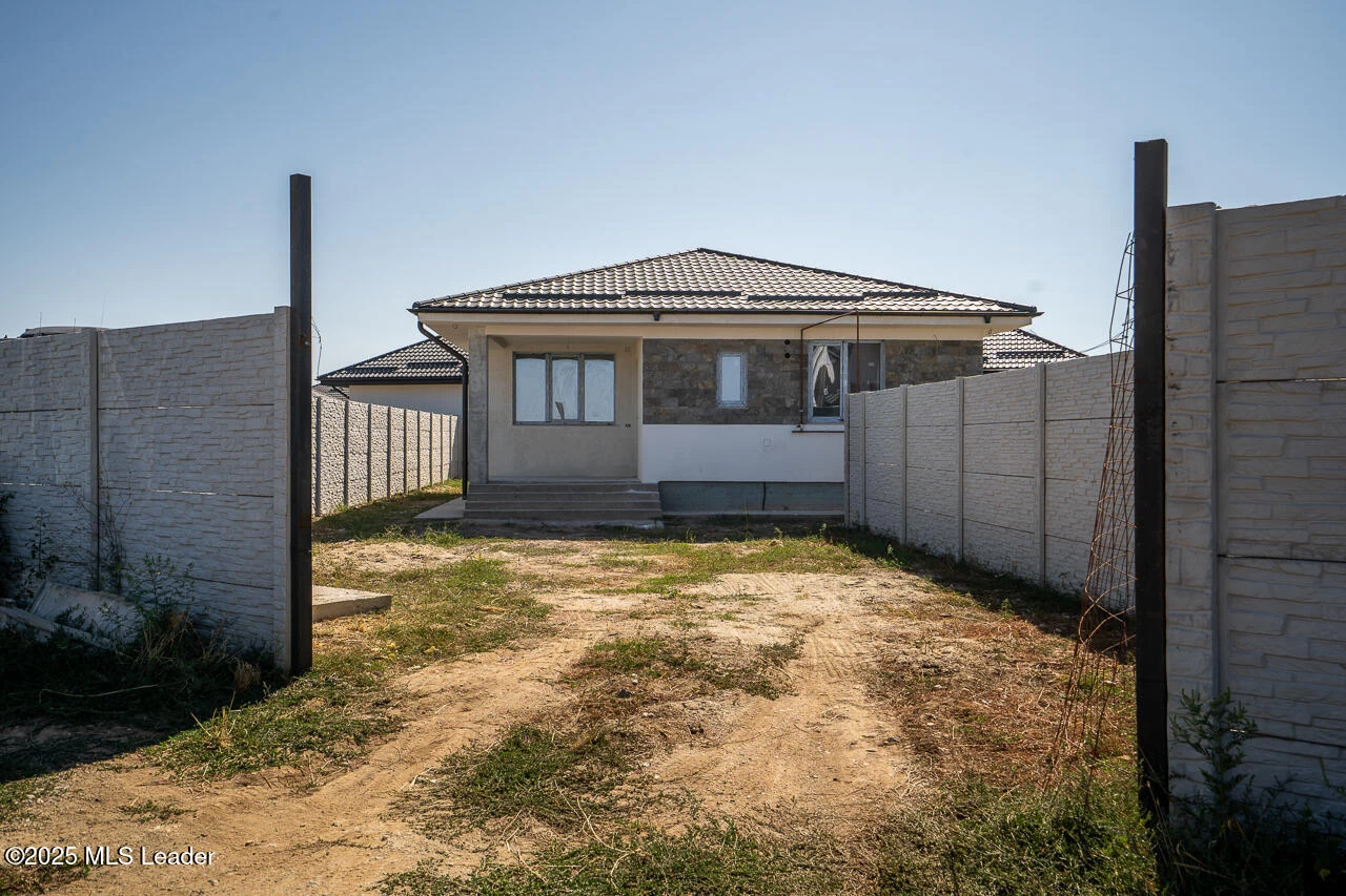 Strada BEGA 5, Pantelimon, Bucuresti Ilfov, 077145, 3 Dormitoare Dormitoare, 2 BăiBăi,Casa/Vila,Reprezentari Comision 0%,BEGA,0,01-6644