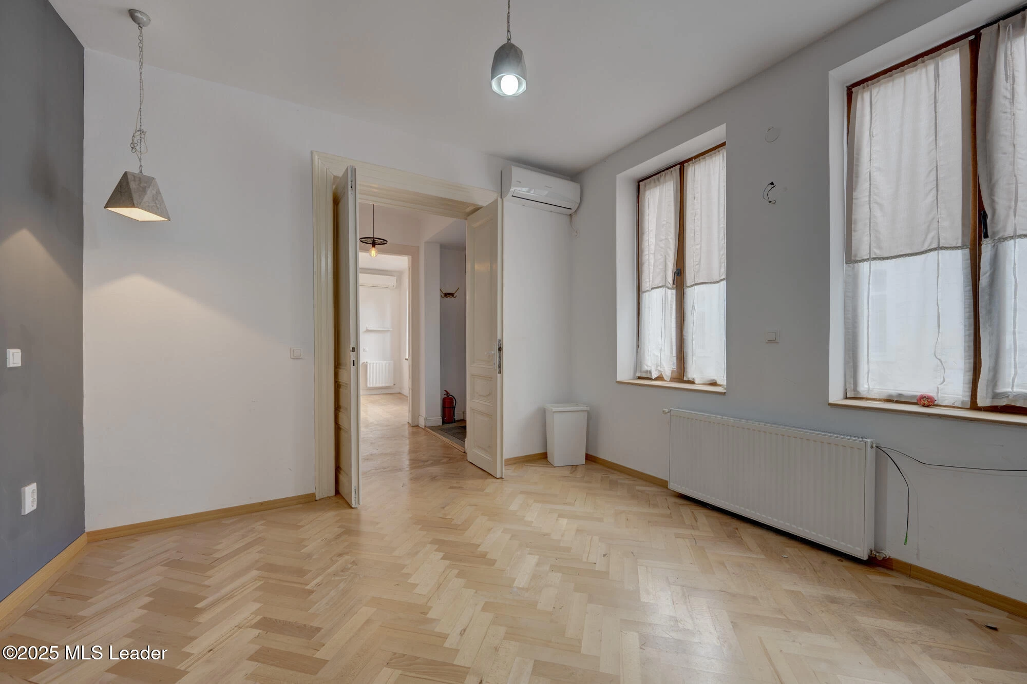 Strada CONSTANTINESCU MITRITA 10, Bucuresti, Bucuresti Ilfov, 030689, 2 Dormitoare Dormitoare, 2 BăiBăi,Casa/Vila,Reprezentari Comision 0%,CONSTANTINESCU MITRITA,0,01-6476