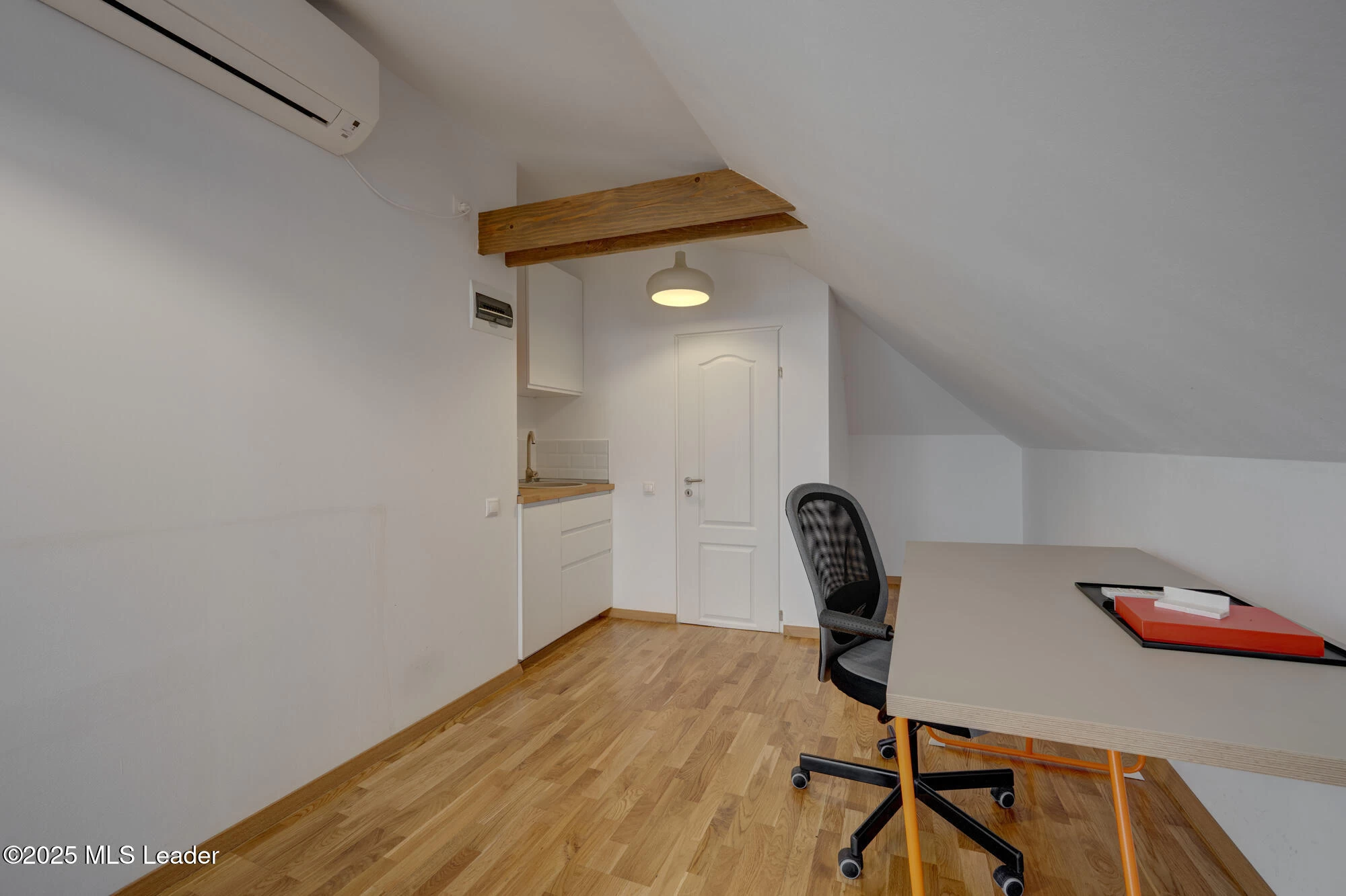 Strada CONSTANTINESCU MITRITA 10, Bucuresti, Bucuresti Ilfov, 030689, 2 Dormitoare Dormitoare, 2 BăiBăi,Casa/Vila,Reprezentari Comision 0%,CONSTANTINESCU MITRITA,0,01-6476