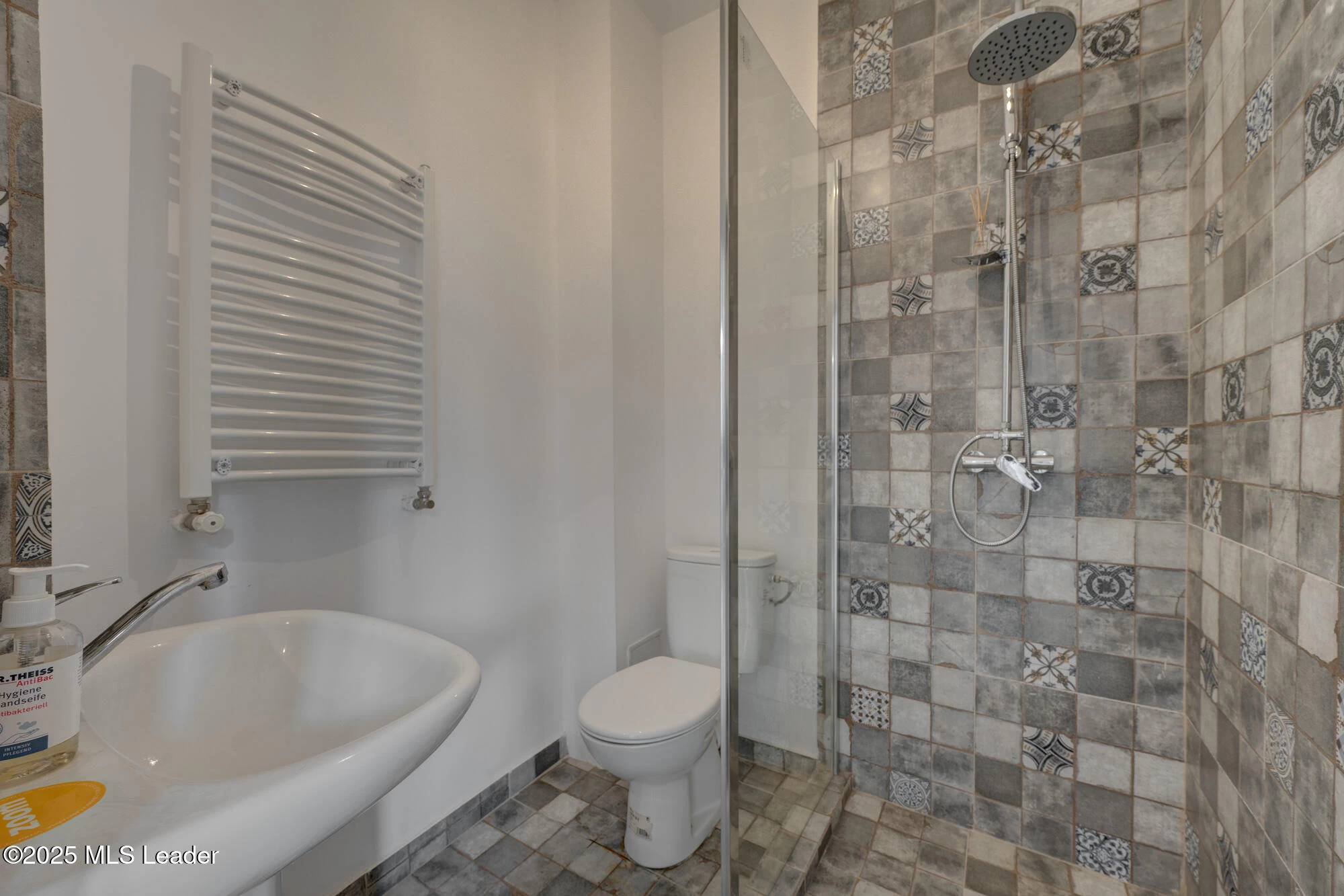 Strada CONSTANTINESCU MITRITA 10, Bucuresti, Bucuresti Ilfov, 030689, 2 Dormitoare Dormitoare, 2 BăiBăi,Casa/Vila,Reprezentari Comision 0%,CONSTANTINESCU MITRITA,0,01-6476