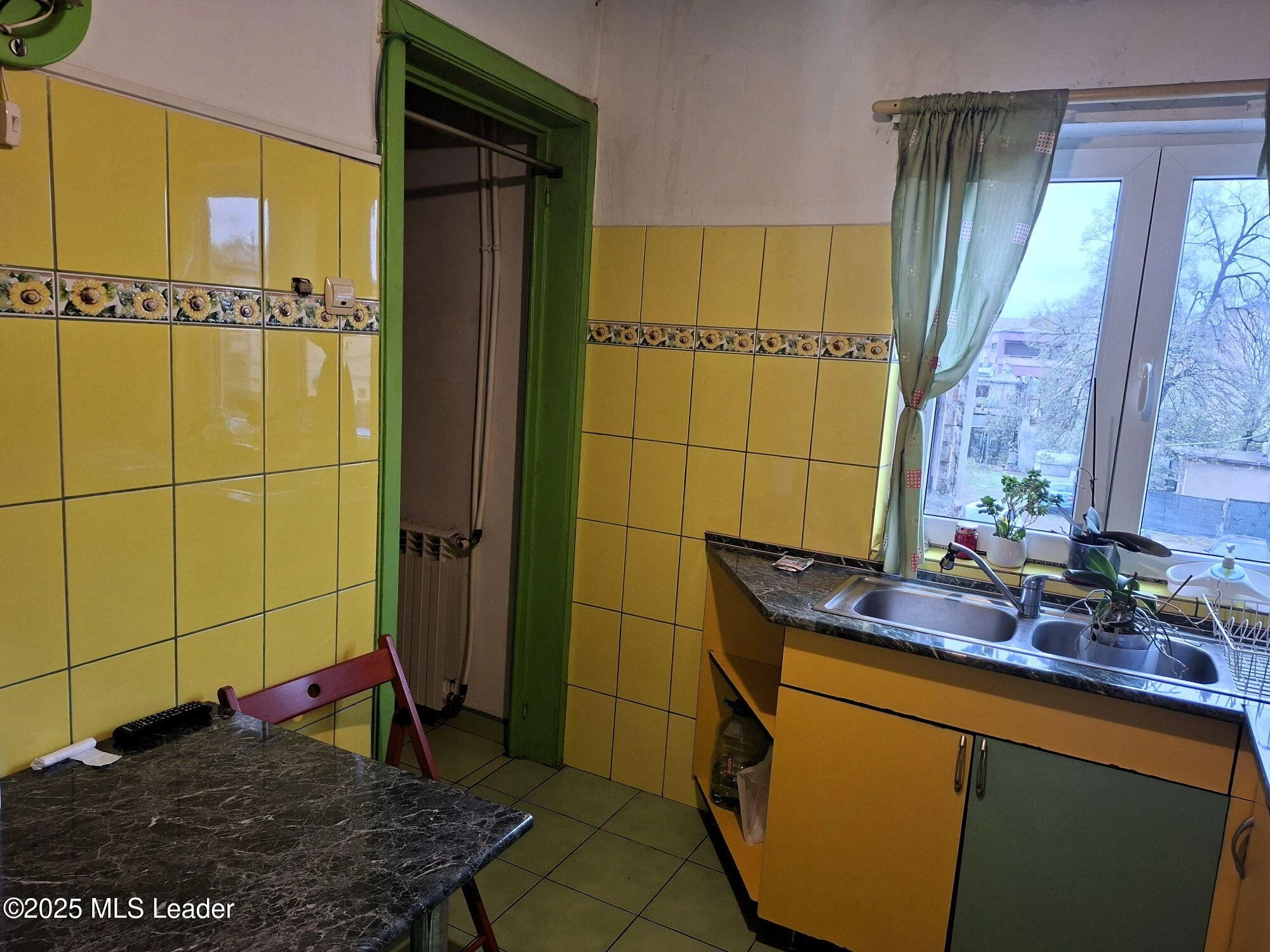 Strada MR. RACOTEANU ION 16 Et. 1, Bucuresti, Bucuresti Ilfov, 030891, 2 Dormitoare Dormitoare, 1 BaieBăi,Apartament,Reprezentari Comision 0%,MR. RACOTEANU ION,0,01-6696